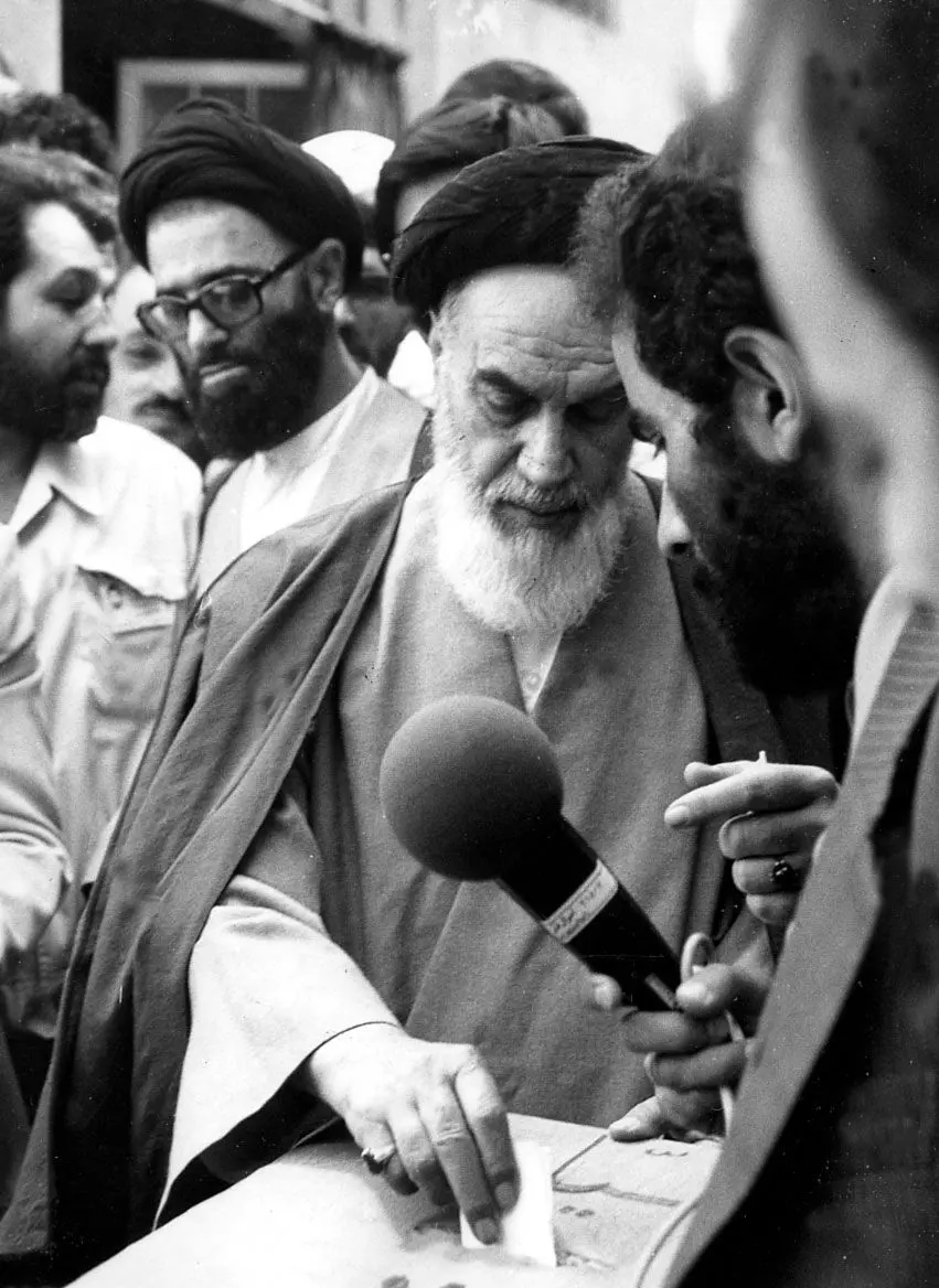 شعار و تبلیغات انتخاباتی شهید رجایی