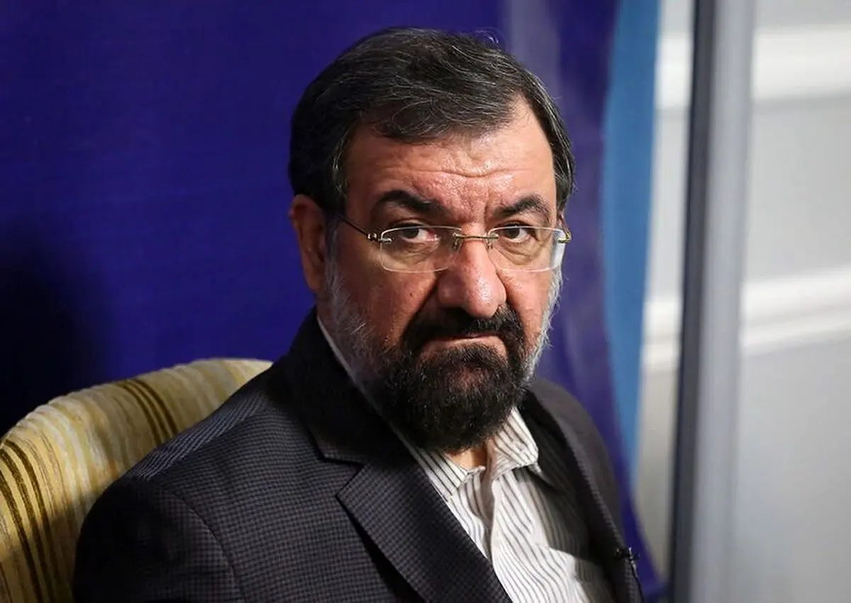 محسن رضایی در کلاس دانشگاه+ عکس محسن رضایی در کلاس دانشگاه+ عکس