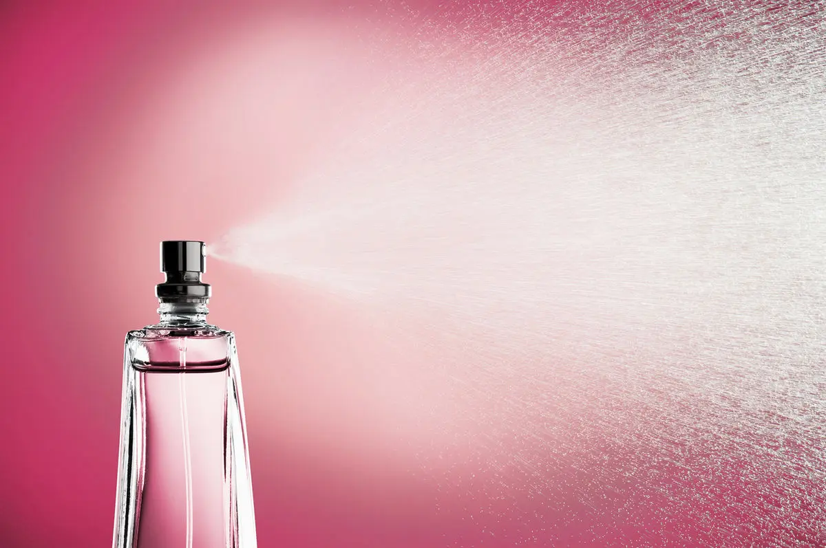 بوی عطرتان را با این روشها ماندگارتر کنید + عکس بوی عطرتان را با این روشها ماندگارتر کنید + عکس