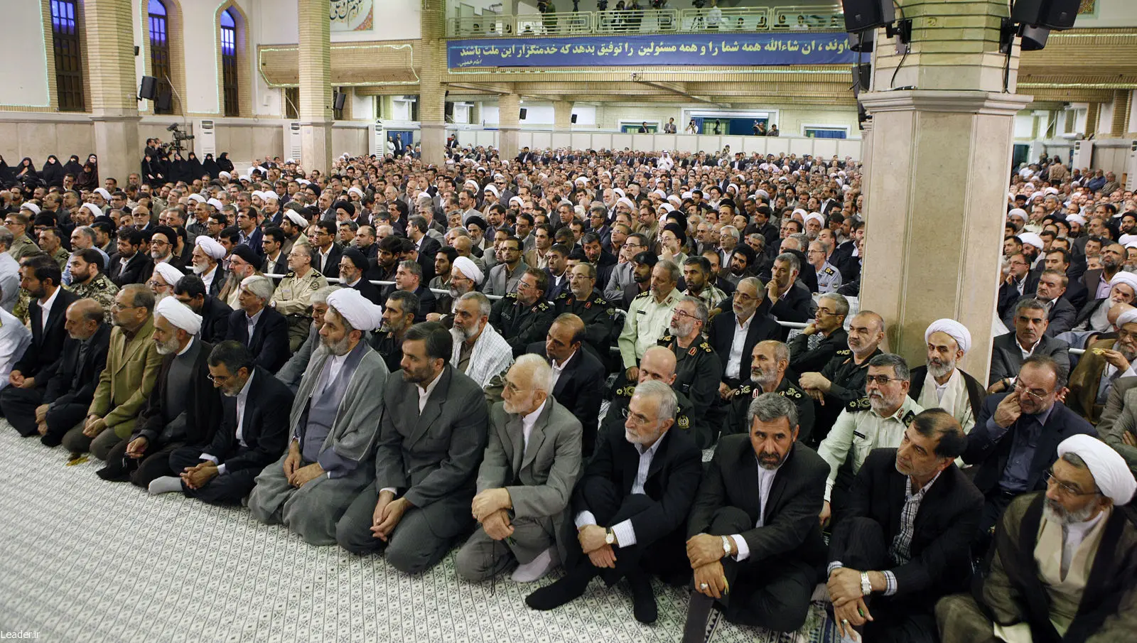 همه آنچه باید درباره مراسم تنفیذ حکم رئیسجمهور بدانید + جزئیات و تصاویر تنفیذ حکم رئیسجمهور