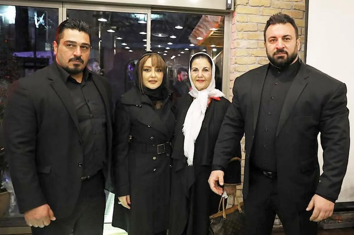 واکنش شدید پلیس به بادیگاردهای شخصی خانم بازیگر واکنش شدید پلیس به بادیگاردهای شخصی خانم بازیگر