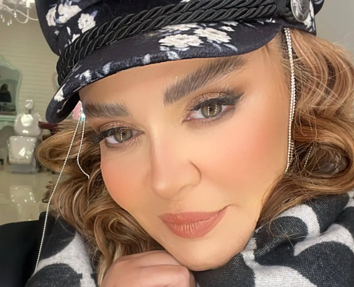 بهاره رهنما به سفر رفت بهاره رهنما