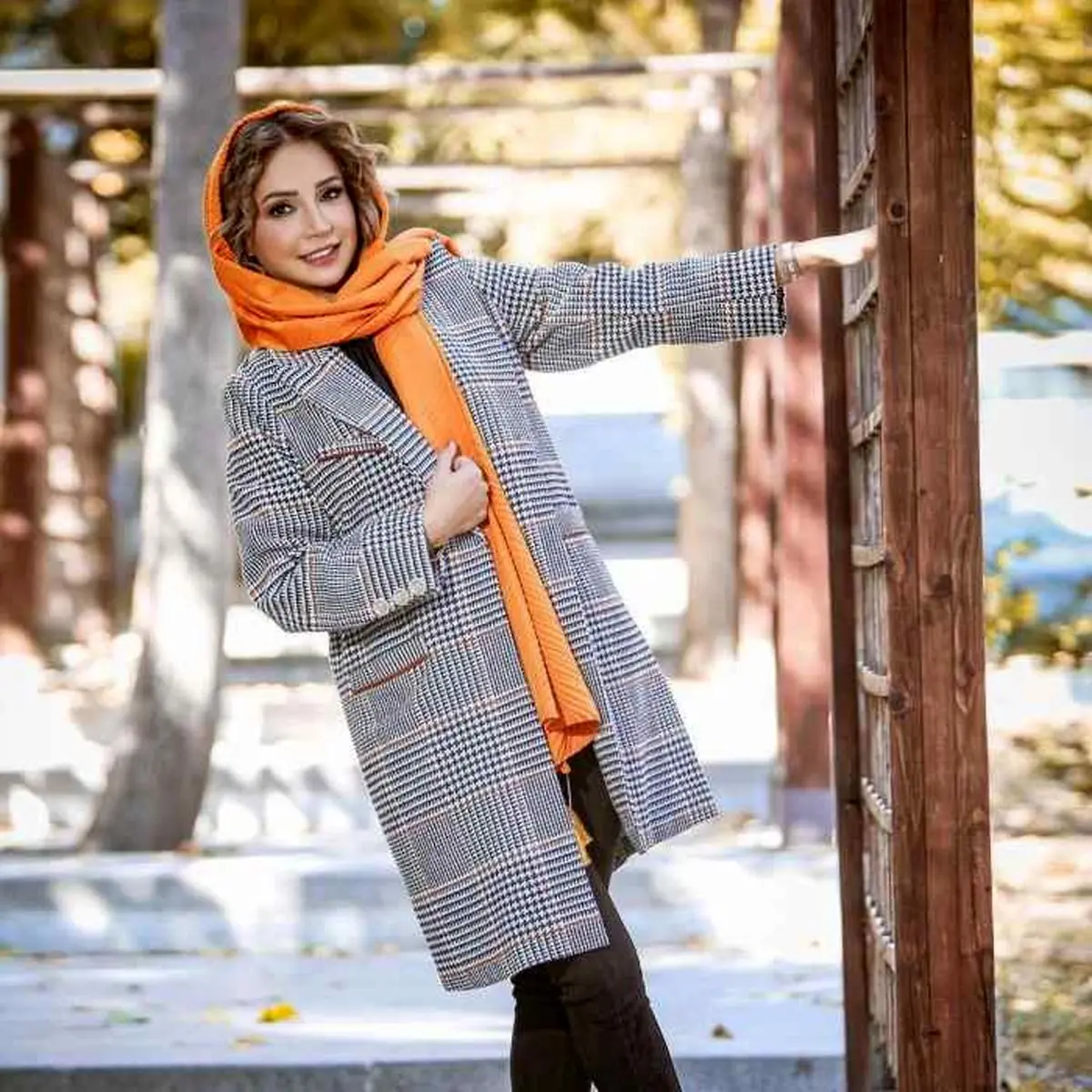 شبنم قلی خانی در لباس کوردی | شبنم قلی خانی کورد است؟ شبنم قلی خانی در لباس کوردی | شبنم قلی خانی کورد است؟