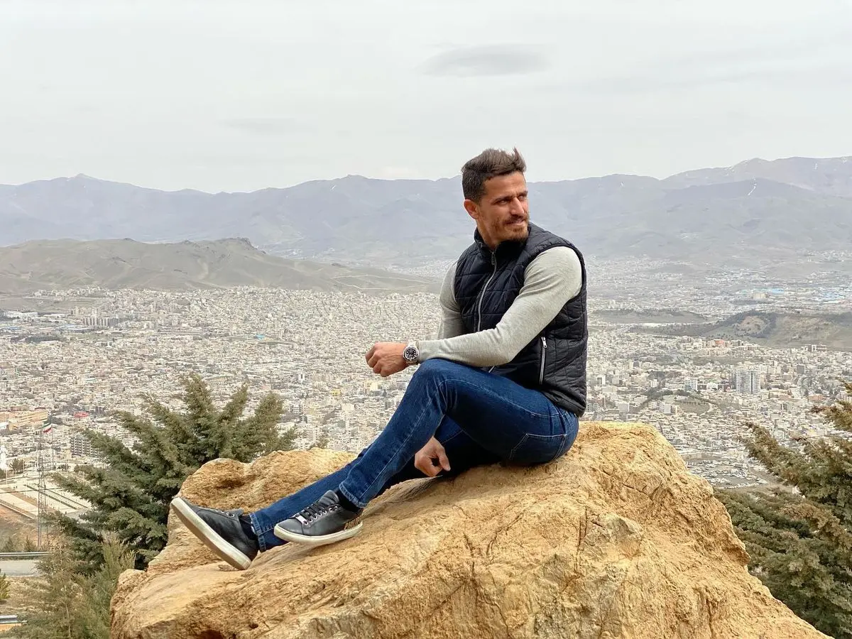 تشویق وریا غفوری در ورزشگاه آزادی تشویق وریا غفوری در ورزشگاه آزادی