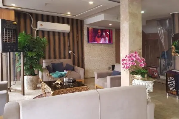 سفر ارزان به مشهد با رزرو هتل و مسافرخانه از اسنپ روم 14