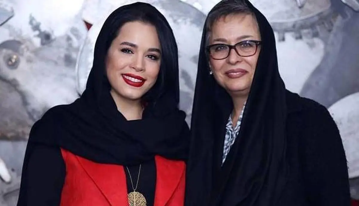 ملیکا شریفی نیا