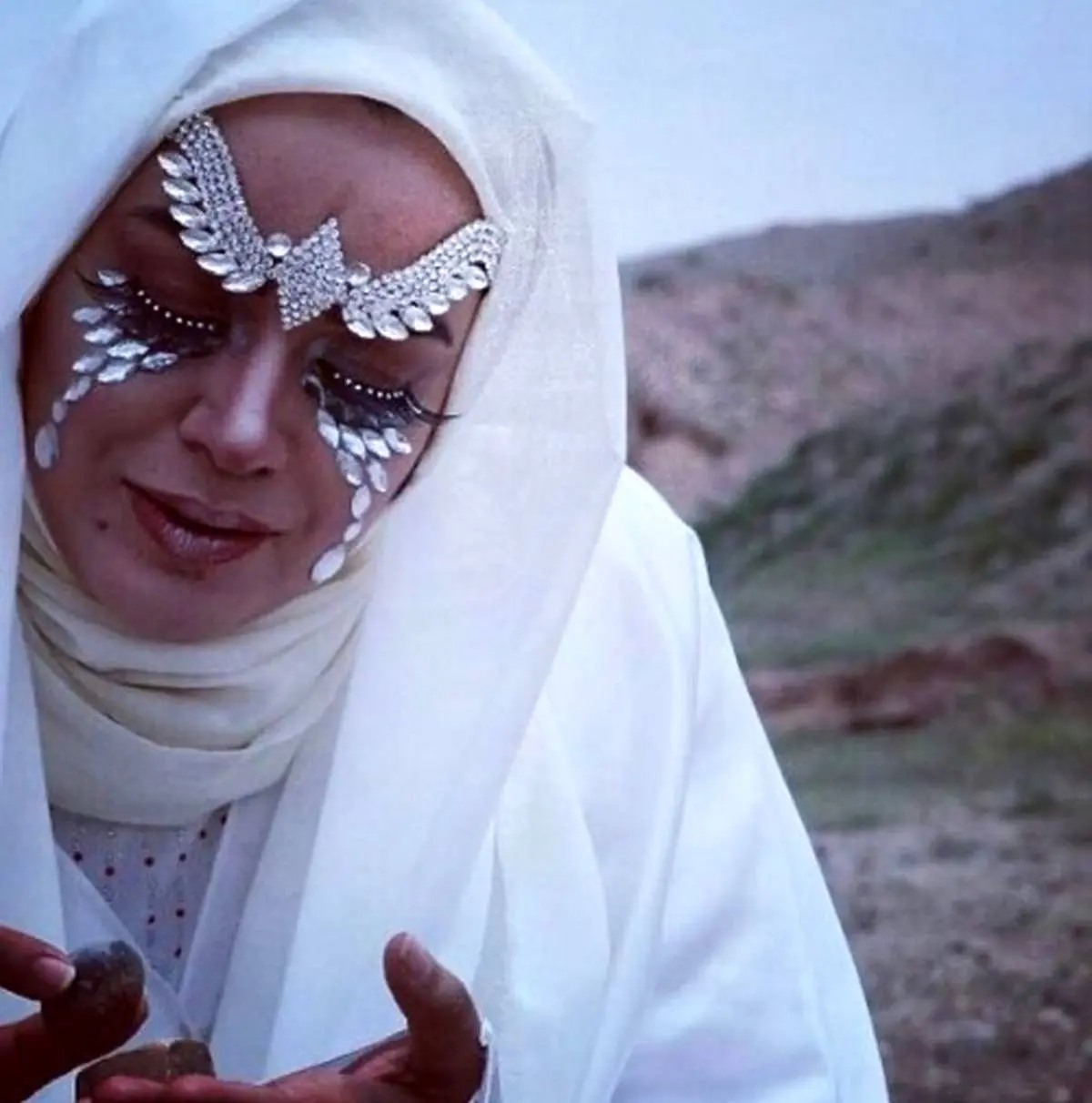 حلقه میلیاردی الهام چرخنده الهام چرخنده