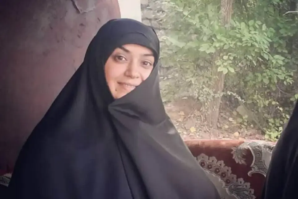 جشن یلدا الهام چرخنده الهام چرخنده