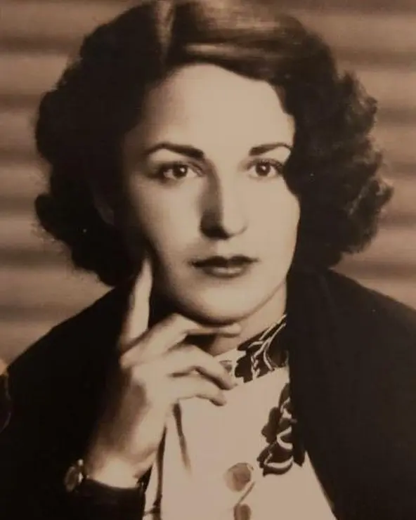 نگار جواهریان