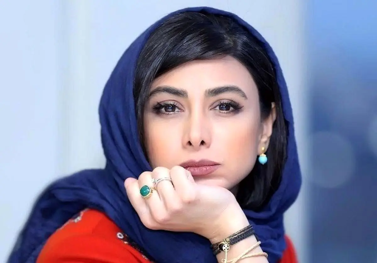آزاده صمدی با این عکس همه رو ناک اوت کرد آزاده صمدی با این عکس همه رو ناک اوت کرد