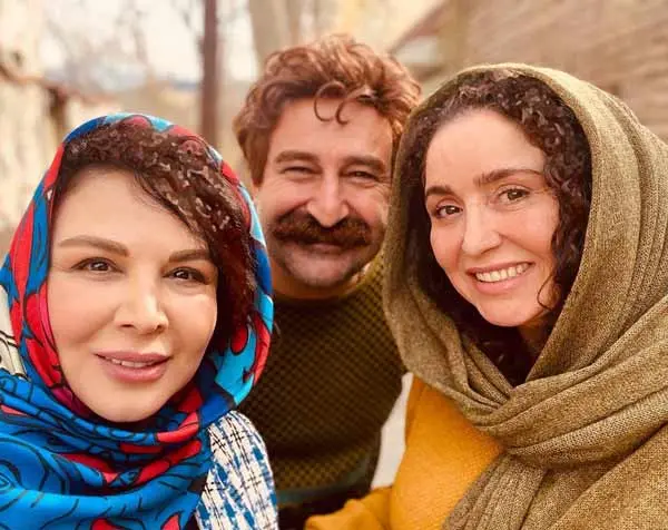 ژاله صامتی
