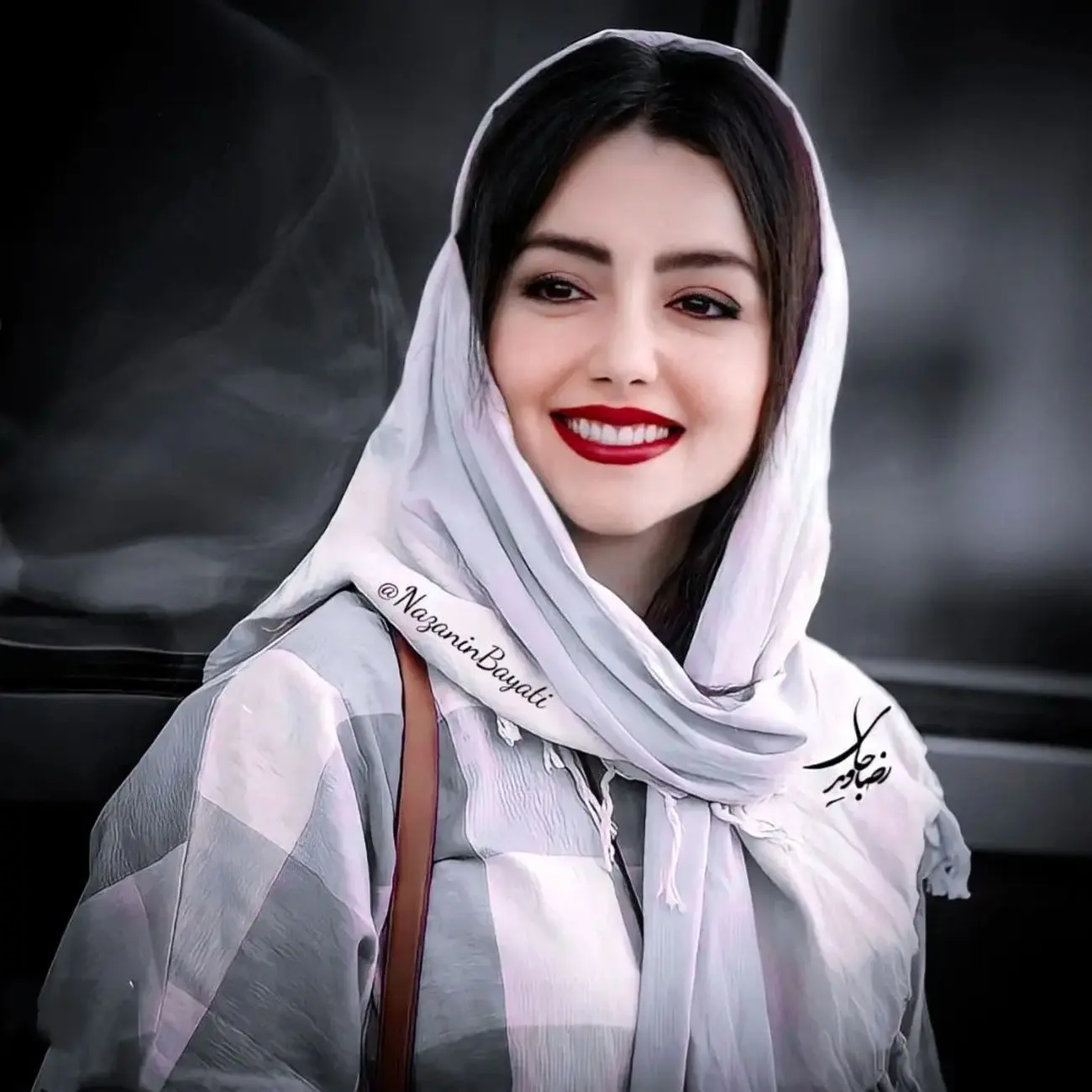 ازدواج نازنین بیاتی علنی شد | رونمایی نازنین بیاتی از حلقه میلیاردی اش همه رو میخکوب کرد نازنین بیاتی