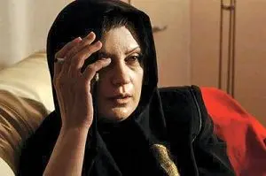 استایل گنگ لعیا زنگنه در کنار نوه اش ترکوند!! | خانم خانما چه افتخاری هم میکنه به نوه دورگه ش + عکس لعیا زنگنه