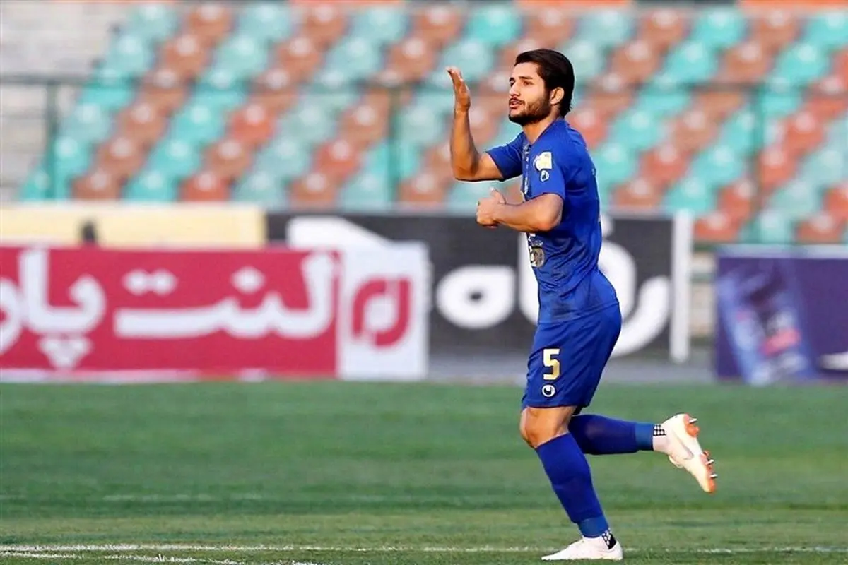 عارف غلامی در جوار پرسپولیس قرار می گیرد | تعیین تکلیف عارف و پرسپولیس عارف غلامی در جوار پرسپولیس قرار می گیرد | تعیین تکلیف عارف و پرسپولیس