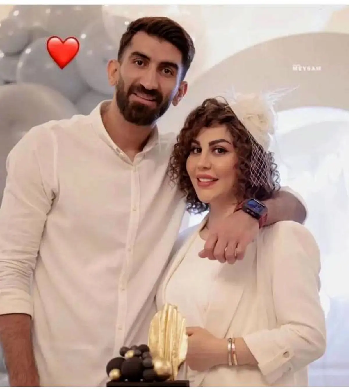 همسر علیرضا بیرانوند حسادت همه را با تولدش برانگیخت | همسر علیرضا بیرانوند با استایلش همه را شیفته کرد همسر علیرضا بیرانوند حسادت همه را با تولدش برانگیخت | همسر علیرضا بیرانوند با استایلش همه را شیفته کرد
