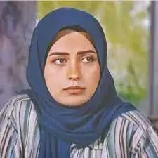 این عکس نوستالژیک از لعیا زنگنه شما رو به روز های خوب میبره! | لعیا زنگنه از زیبا ترین بازیگر های زن دهه 60! + عکس لعیا زنگنه