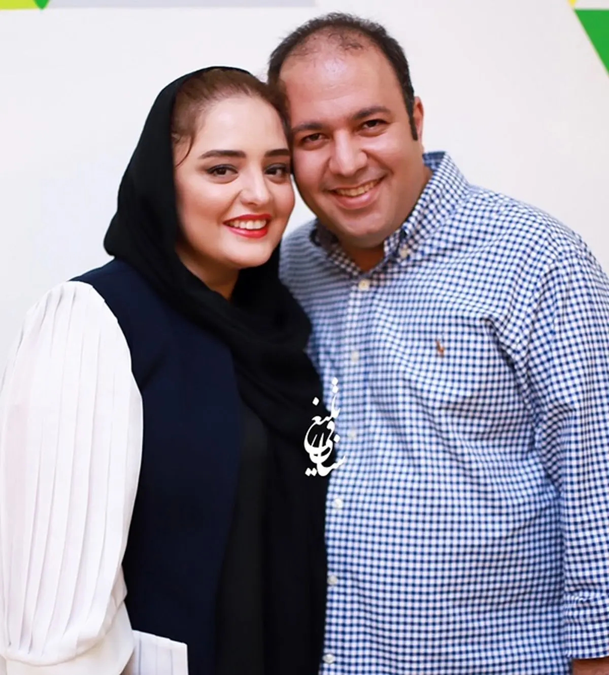 ارایش خفن دودی نرگس محمدی بعد از زایمان | نرگس محمدی بعد زایمانش چقدر لاغر شده! + عکس ارایش خفن دودی نرگس محمدی بعد از زایمان | نرگس محمدی بعد زایمانش چقدر لاغر شده! + عکس