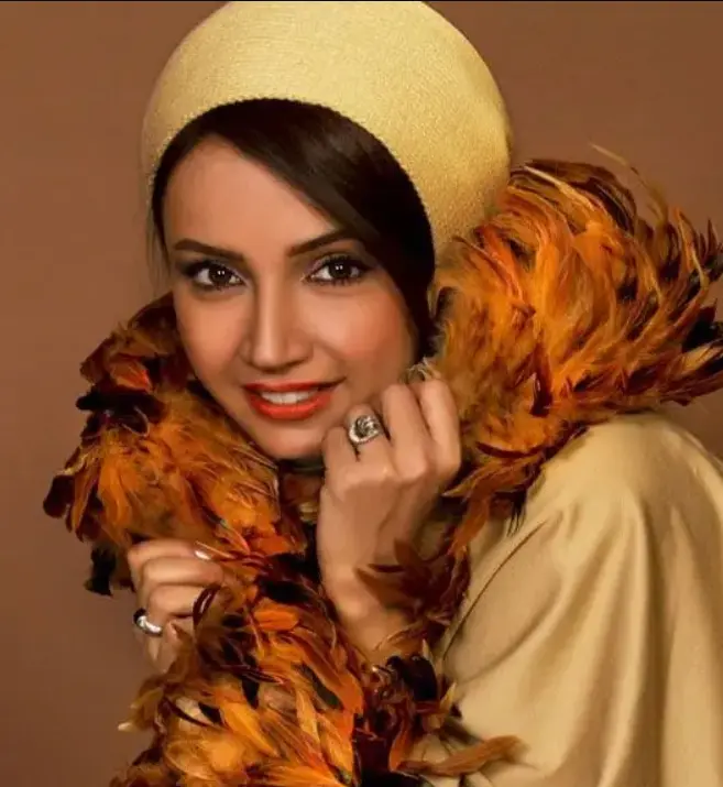 شبنم قلی خانی