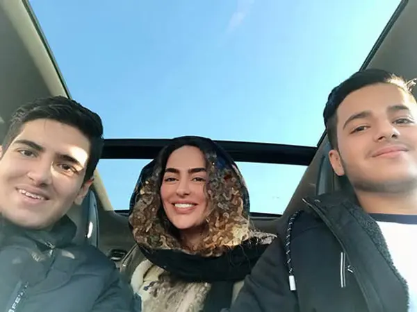 این کاپل از بهترین زوج های سینما معرفی شدند! | راز خوشبختی و صمیمیت سمانه پاکدل و همسرش چیست؟ سمانه پاکدل