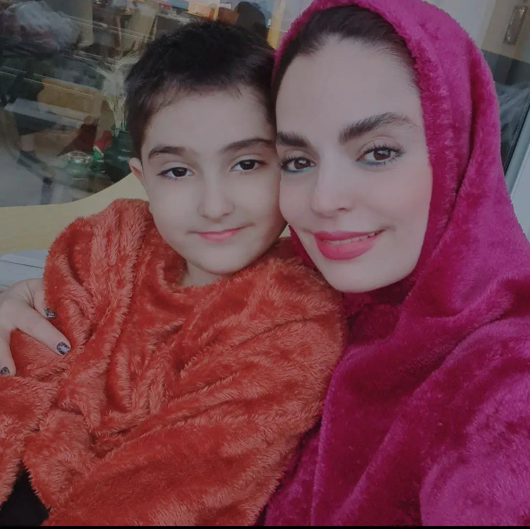 تیپ تمام سبز سپیده خداوردی برای جشنواره هنرمندان | این استایل از سپیده خداوردی خدا سوژه ست! سپیده خداوردی