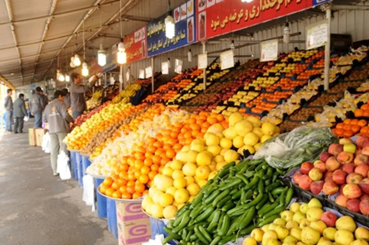 افزایش قیمت میوه شب عیدی برق از سرها می پراند | قیمت انواع میوه و صیفی جات در آخرین روز های اسفند + جدول