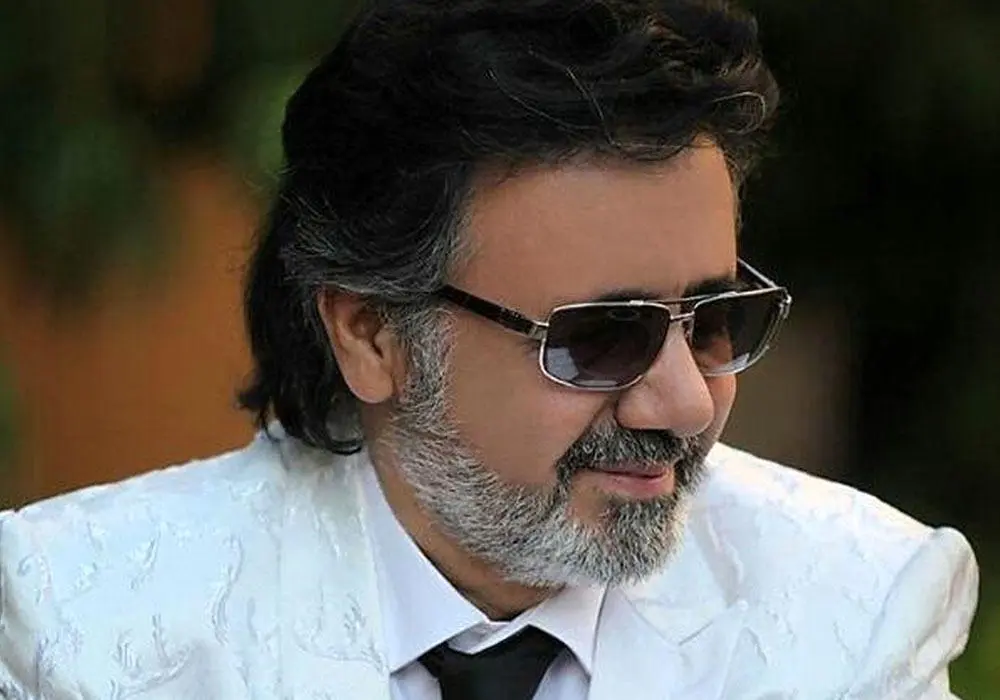 معین