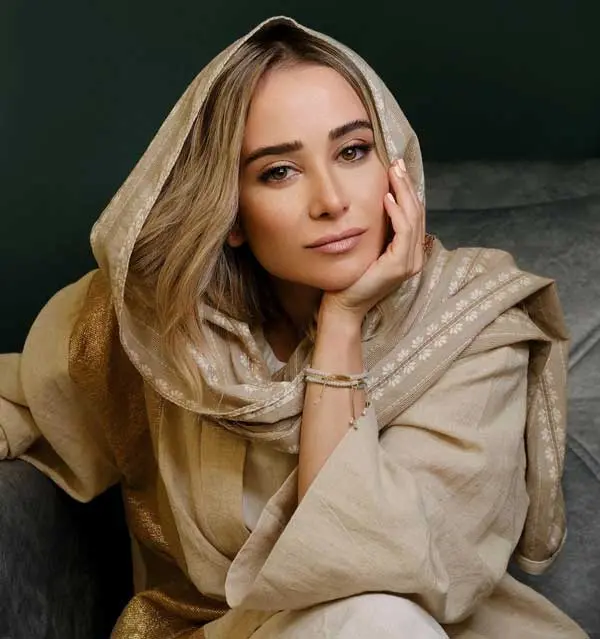 الناز حبیبی 