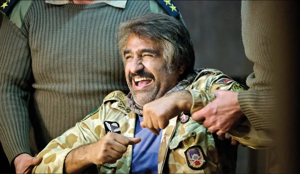 ویژگی حجازیفر و جمشیدی در «زیرخاکی» چه بود؟ | شانس خواب روی نفتکش! زیرخاکی
