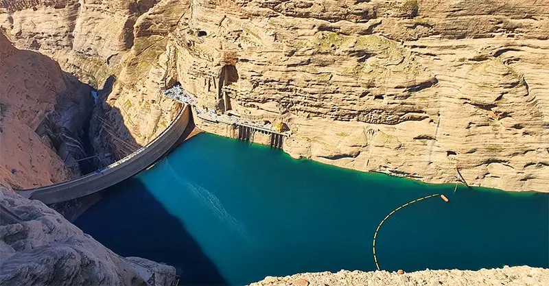 نگران کم آبی نباشید، بزرگ ترین سد ایران پر آب شد! | آنچه باید درباره سد دز بدانید سد دز