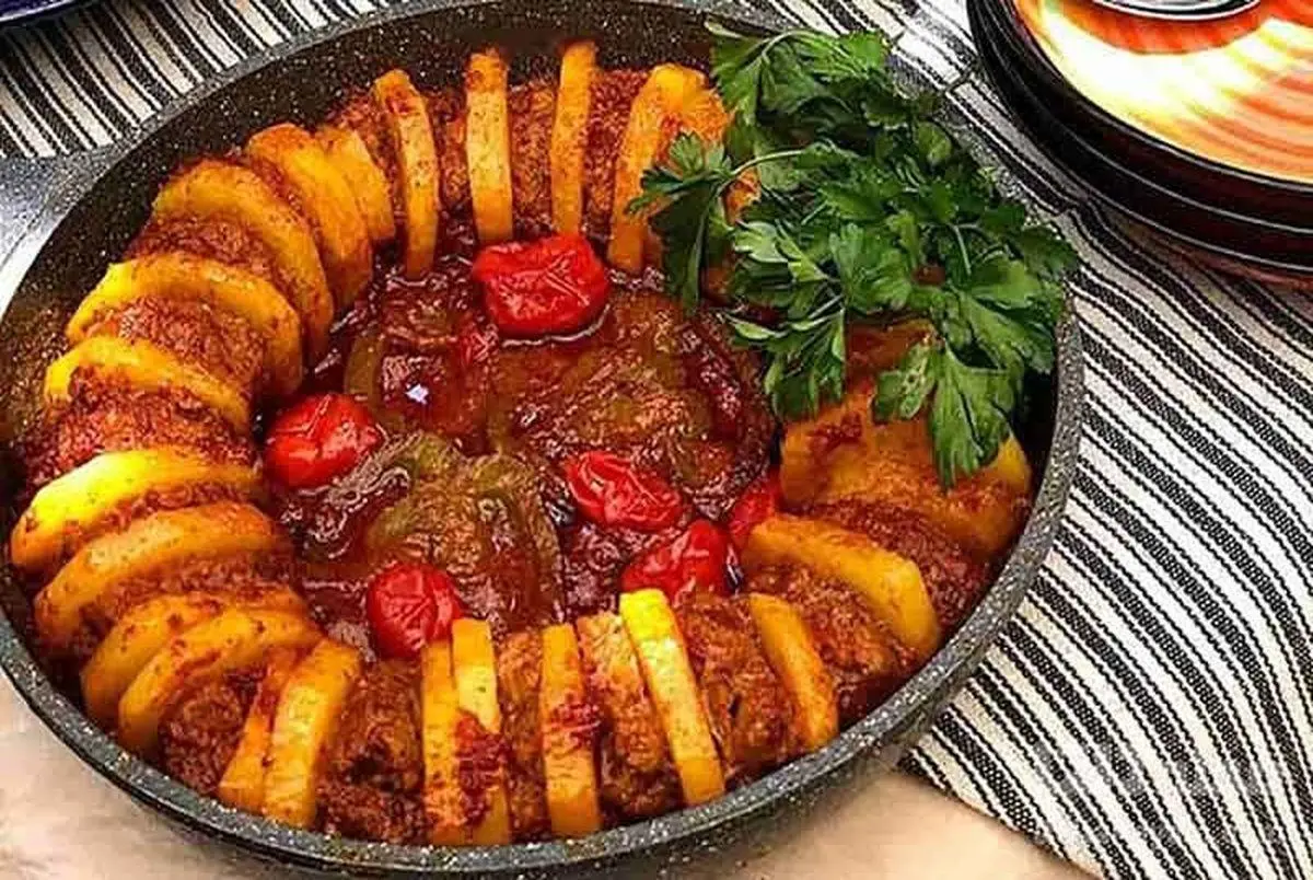 نکات آشپزی بادمجون و گوشت چرخ کرده خوشمزه | اگه عاشق بادمجون و گوشتی حتما امتحان کن نکات آشپزی بادمجون و گوشت چرخ کرده خوشمزه | اگه عاشق بادمجون و گوشتی حتما امتحان کن