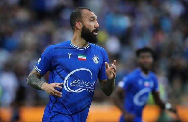 بازگشت مهم قبل از دربی/روزبه چشمی آماده ورود به میدان شد