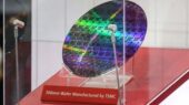 آمریکا وضع تعرفههای جدید علیه واردات نیمهرسانا از چین را به سال ۲۰۲۷ موکول کرد آمریکا وضع تعرفههای جدید علیه واردات نیمهرسانا از چین را به سال ۲۰۲۷ موکول کرد
