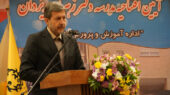 استاندار اصفهان: مدرسه‌سازی را با وجود همه دشواری‌ها ادامه می‌دهیم