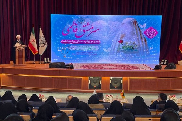الگوپذیری از حضرت زهرا (س) بنیان عزتنفس و کرامت زن است الگوپذیری از حضرت زهرا (س) بنیان عزتنفس و کرامت زن است