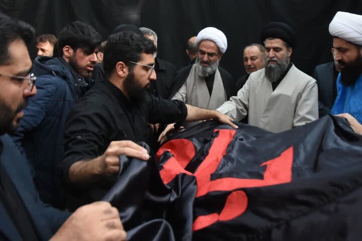 سمنان آماده بدرقه پدر معنوی خود؛تمهیدات لازم برای مراسم تشییع اتخاذ شد سمنان آماده بدرقه پدر معنوی خود؛تمهیدات لازم برای مراسم تشییع اتخاذ شد
