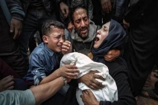 مزدوران تلآویو به سمت آوارگان فلسطینی آتش گشودند مزدوران تلآویو به سمت آوارگان فلسطینی آتش گشودند