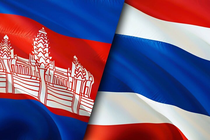 وزیران دفاع تایلند و کامبوج توافق آتشبس امضا کردند وزیران دفاع تایلند و کامبوج توافق آتشبس امضا کردند