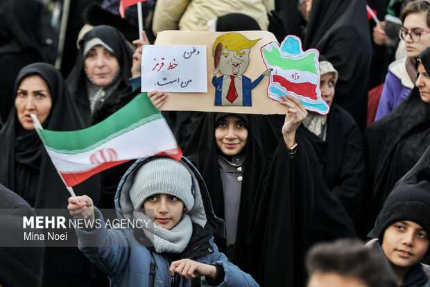 ارادهورزی مسئولانه در بحران؛ کنشگری زنان برای مقابله با دشمن ارادهورزی مسئولانه در بحران؛ کنشگری زنان برای مقابله با دشمن