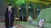 حضور رهبر انقلاب در حرم امام (ره) در آستانه دهه فجر