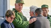 رئیس جمهور کوبا «بهترین راه جلوگیری از تجاوز آمریکا» را تشریح کرد رئیس جمهور کوبا «بهترین راه جلوگیری از تجاوز آمریکا» را تشریح کرد