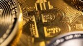 سقوط ادامه دار بیت کوین/ بیت کوین در ایستگاه ۹۵ هزار دلاری ایستاد سقوط ادامه دار بیت کوین/ بیت کوین در ایستگاه ۹۵ هزار دلاری ایستاد