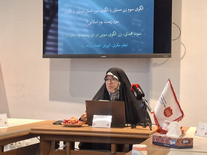 فرهمندپور: حذف زنان از نقش تمدنی، بنبست تاریخی جوامع است فرهمندپور: حذف زنان از نقش تمدنی، بنبست تاریخی جوامع است