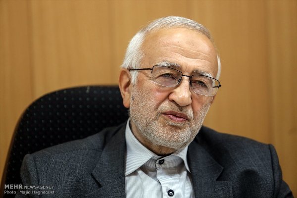 نبوی: آمریکاییها در انتخابات کارتر را برای حمایت از پهلوی محکوم کردند نبوی: آمریکاییها در انتخابات کارتر را برای حمایت از پهلوی محکوم کردند