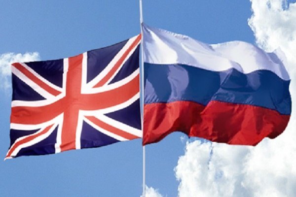 انگلیس اعتبارنامه یک دیپلمات روسیه را لغو کرد انگلیس اعتبارنامه یک دیپلمات روسیه را لغو کرد