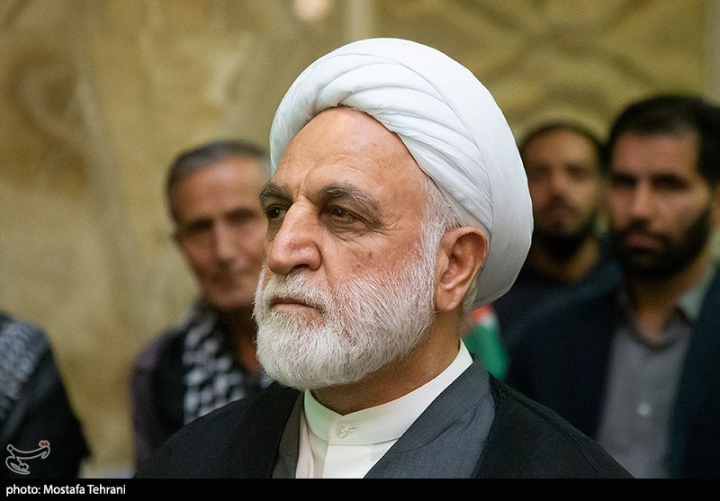اژهای:تربیتشدگان خمینی، در هر گوشه جهان، جمعیتی را رهبری میکنند اژهای:تربیتشدگان خمینی، در هر گوشه جهان، جمعیتی را رهبری میکنند