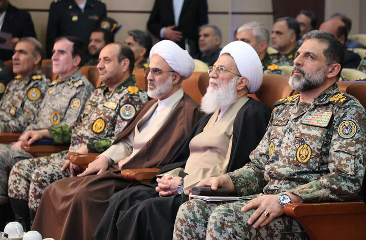 برگزاری اختتامیه جشنواره «مصباح» در نیروی پدافند هوایی ارتش برگزاری اختتامیه جشنواره «مصباح» در نیروی پدافند هوایی ارتش