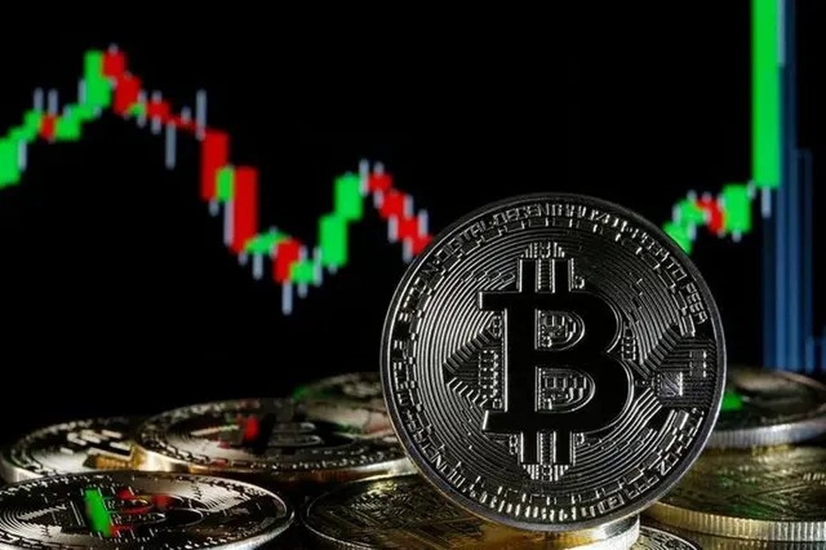 بیتکوین زمینگیر شد! بیتکوین زمینگیر شد!