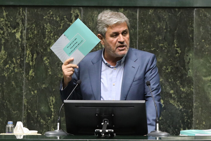 تاجگردون: در بودجه ۱۴۰۵ به نیروهای مسلح توجه ویژه شده است تاجگردون: در بودجه ۱۴۰۵ به نیروهای مسلح توجه ویژه شده است