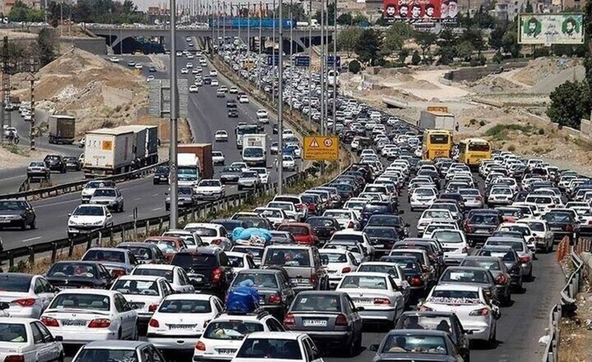 ترافیک سنگین در آزادراه تهران-کرج و قزوین / رانندگان مراقب باشند ترافیک سنگین در آزادراه تهران-کرج و قزوین / رانندگان مراقب باشند