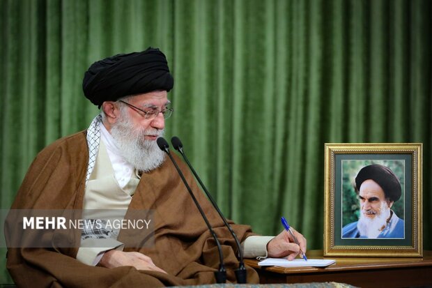 رهبر انقلاب: روایتهای پیشرفت باید به گوش و دل جوانان برسد رهبر انقلاب: روایتهای پیشرفت باید به گوش و دل جوانان برسد